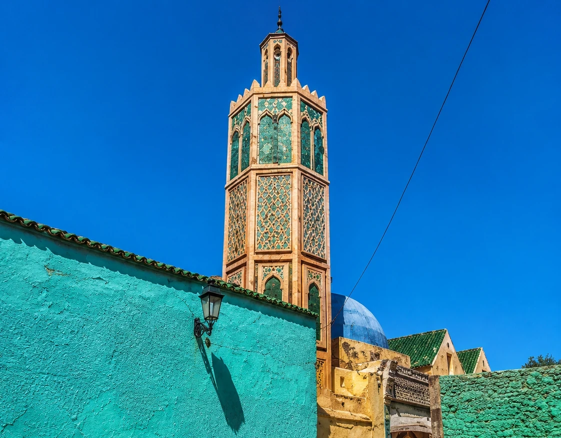 Ouazzane minaret and turquoise wall